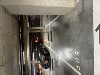 Parkeerplaats te huur in centrum Waregem ...