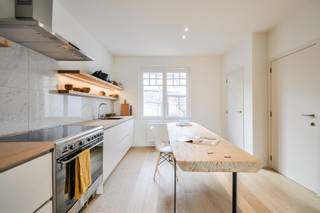 Cet appartement duplex lumineux est situé dans une petite résidence dans un endroit calme à Duinbergen. L'appartement se trouve à 400 mètres de...