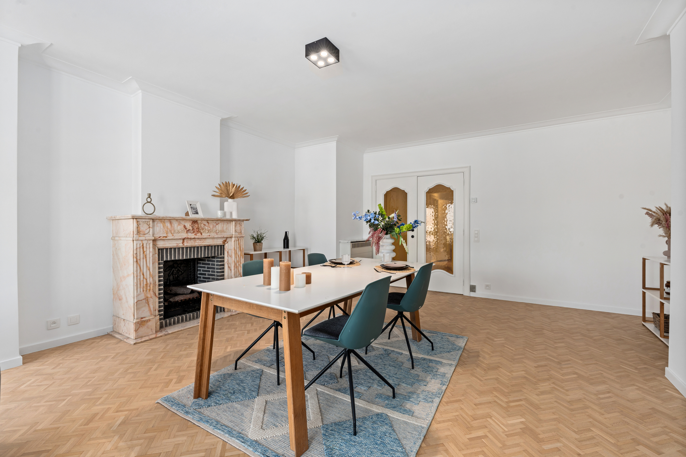 Gerenoveerd luxueus 2-slaapkamerappartement op toplocatie - foto 4