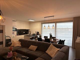 APPARTEMENT AAN DE STADSRAND VAN VEURNEAanmelden via ONZE ERA website!Dit aangename appartement bevindt zich op een rustige locatie aan de stadsrand...
