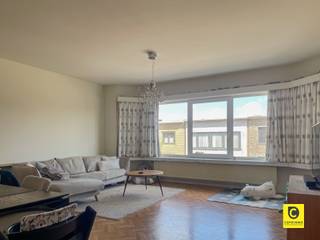 Charmant en ruim 2 slaapkamer appartement op toplocatie!Welkom in dit verzorgde appartement, gelegen in een rustige, groene woonwijk met een vlotte...