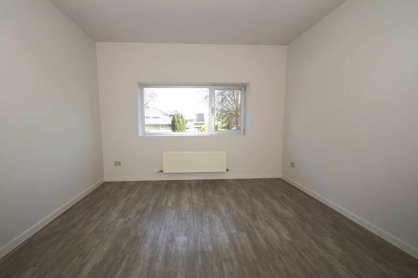 Leuk 2-slaapkamer appartement met garage - foto 4