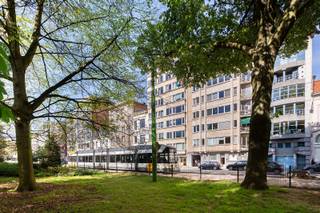 LocatieDit ruime appartement geniet van een toplocatie aan de Mechelsesteenweg 259, recht tegenover het Koning Albertpark en het Harmoniepark. Hier...