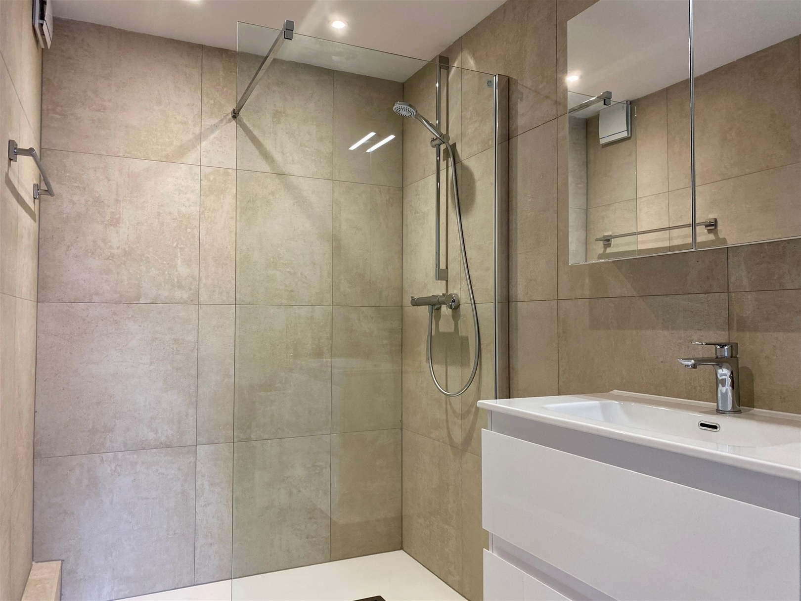 Rucaplein ∣ Mooi gerenoveerd appartement 1 slaapkamer - foto 5