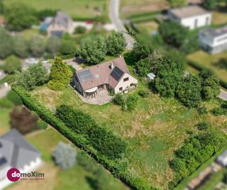 Op te frissen villa met 341 m2 bewoonbare oppervlakteOp een schitterende locatie in een groene omgeving te Bonheiden bevindt zich deze ruime woning...