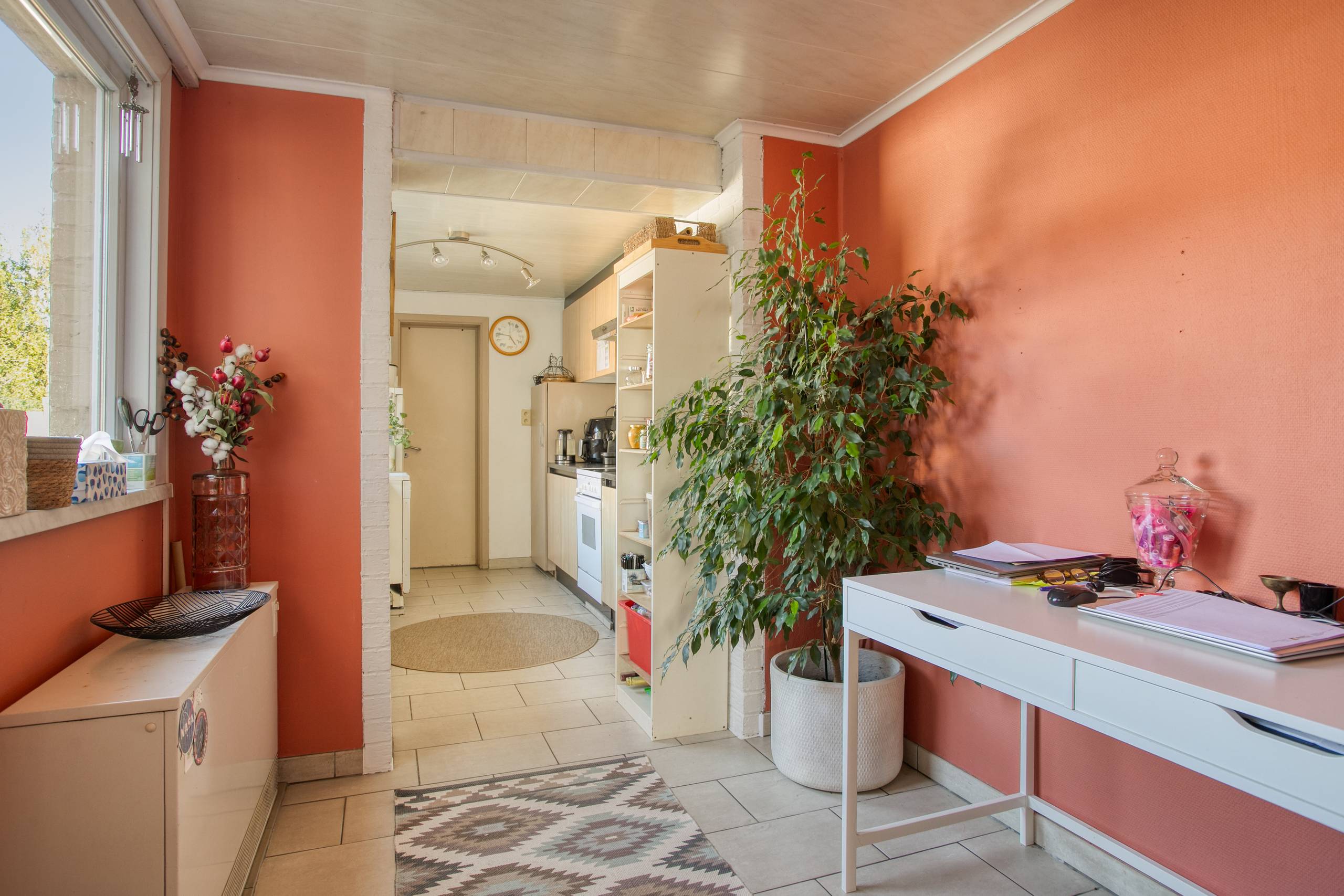 Halfopen bebouwing met 4 slaapkamers op toplocatie! - foto 4