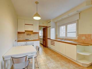 [[ DIT PAND NEEMT DEEL AAN DE ERA OPEN HUIZEN DAG OP 6/12 VAN 13:00 TOT 14:00 ]]Deze woning, gebouwd in 1991 is zeer gunstig gelegen op een terrein...