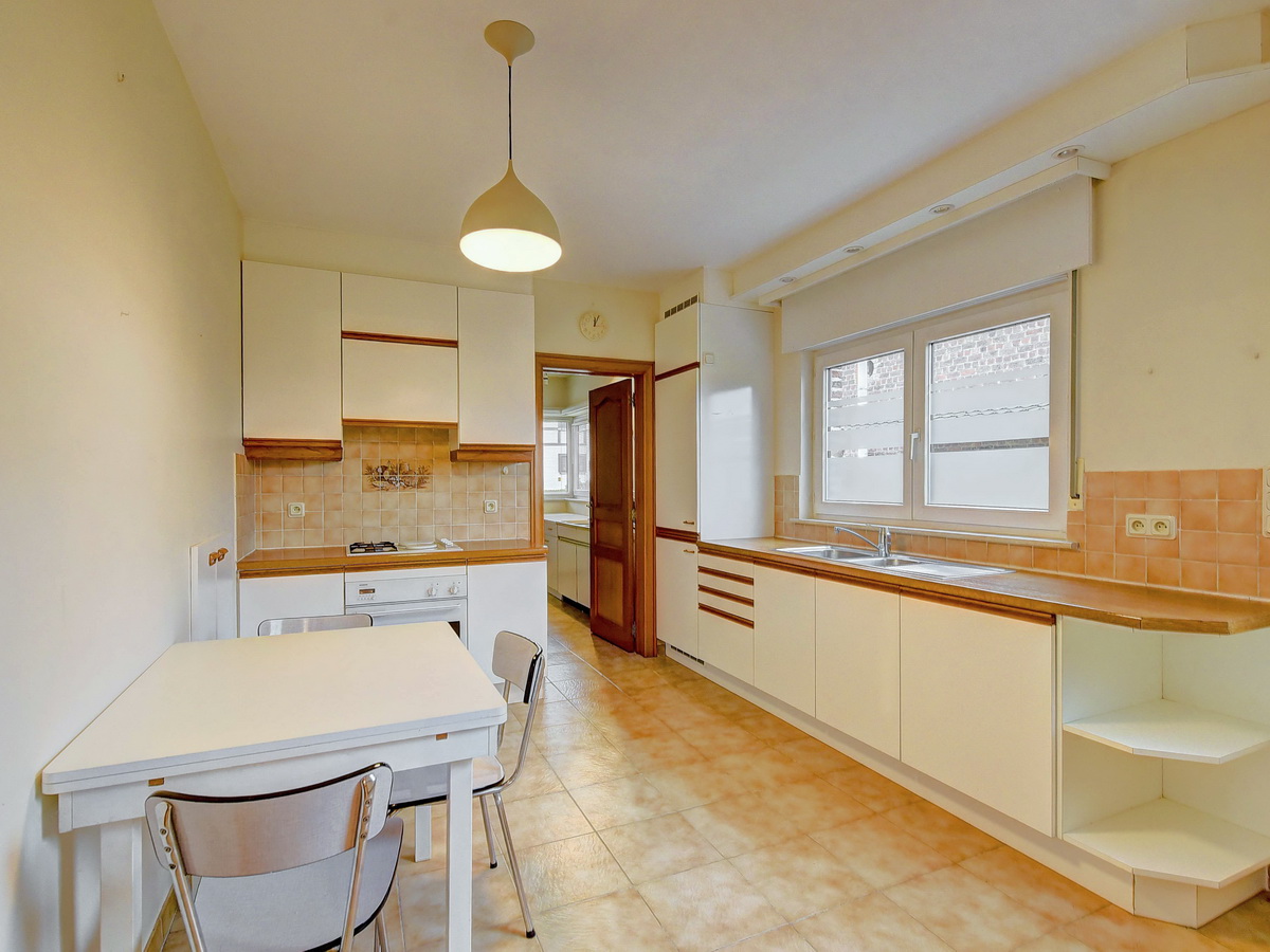 Ruime woning met leuke tuin te koop in Overijse! - foto 3