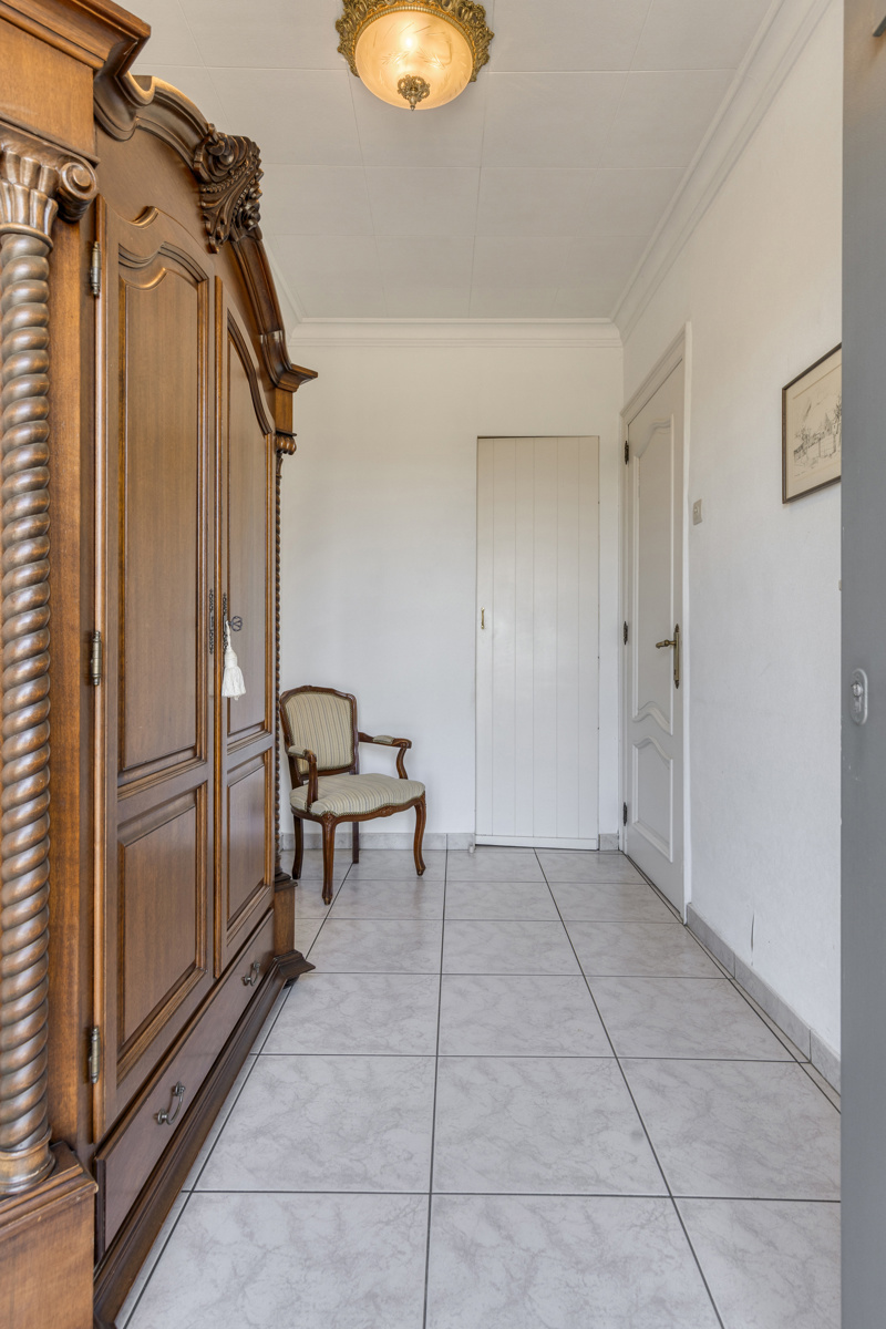 Ruime authentieke hoeve op een perceel van 47.440m². - foto 4