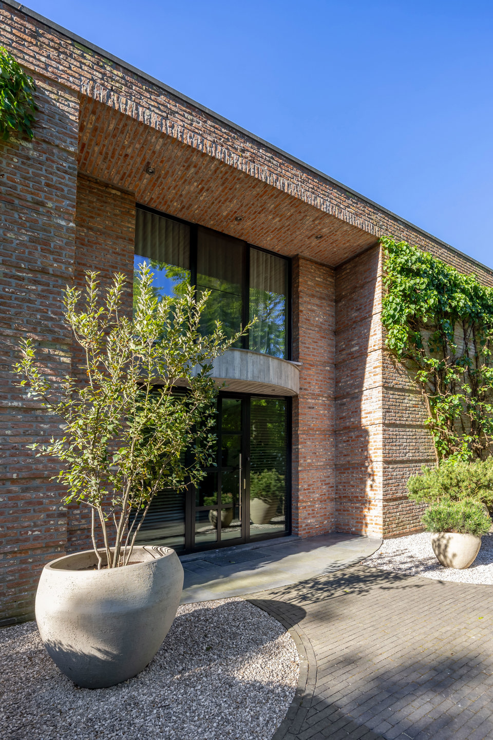 Architectenvilla met zwembad en ZW tuin in Hof Ter Linden - foto 3