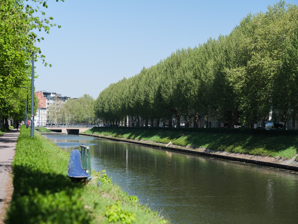 Hoogwaardig gerenoveerd duplex appartement met zonnig terras in het centrum van Gent - foto 4