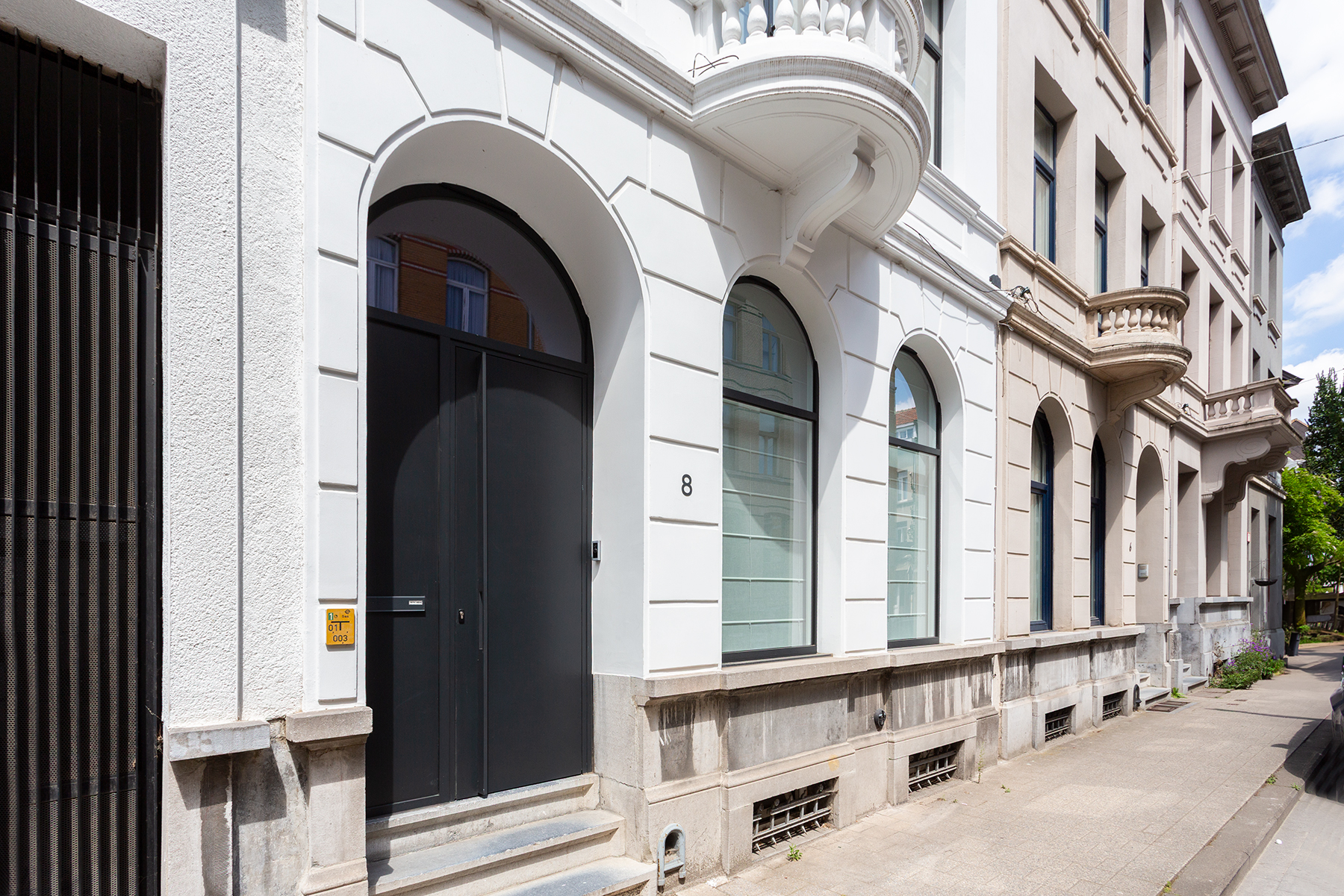 House for sale in Antwerp with 4 bedrooms - photo 2