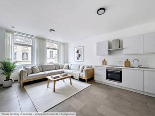 Vraag uw bezoek aan via immodavinci.be <br /><br />Ligging:<br /><br />Dit appartement is uitstekend gelegen in de Hoogstraat in Gent, vlakbij De Poel en op wandelafstand van het historische centrum. Dankzij deze toplocatie geniet u van tal van winkels, horeca, openbaar vervoer en alle voorzieningen binnen handbereik. Een ideale plek voor wie centraal wil wonen in een levendige stadsomgeving.<br /><br />Indeling:<br /><br />Het appartement werd recent gerenoveerd en biedt een aangename en praktische indeling. De leefruimte geniet van veel natuurlijk licht en sluit aan op de keuken. Verder beschikt het appartement over een aparte slaapkamer en een badkamer.<br /><br />Extra comfort wordt voorzien dankzij de reeds aanwezige gordijnen en klerenkast, waardoor u meteen zorgeloos kan intrekken.<br /><br />Troeven<br /><br />Gerenoveerd appartement<br />Topligging in centrum Gent<br />Wandelafstand van historisch centrum en De Poel<br />1 aparte slaapkamer<br />Gordijnen en klerenkast reeds aanwezig<br />Geen gemeenschappelijke kosten<br />EPC C<br />Direct beschikbaar<br />Langetermijncontract (9 jaar)<br /><br />Een gezellig en instapklaar appartement op een absolute toplocatie in Gent — ideaal voor wie comfortabel en centraal wil wonen.