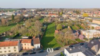 Cherchez-vous un terrain à bâtir pour une maison jumelée dans un endroit calme et facilement accessible à Oudenaarde? Trouvé!Ce terrain, situé dans...