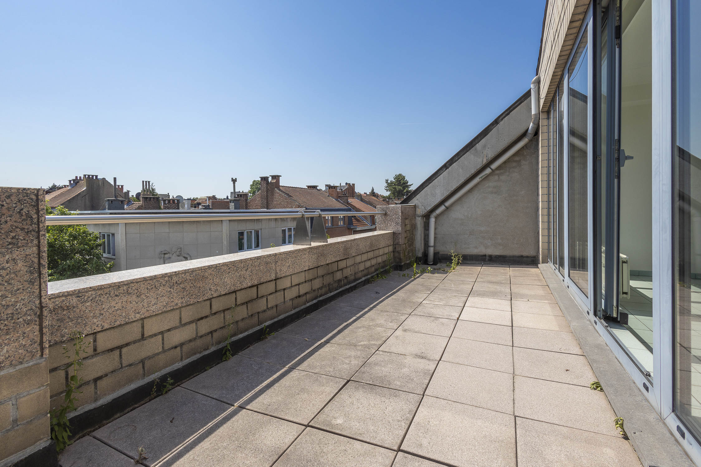 Penthouse met twee slaapkamers en terras te Anderlecht - foto 4