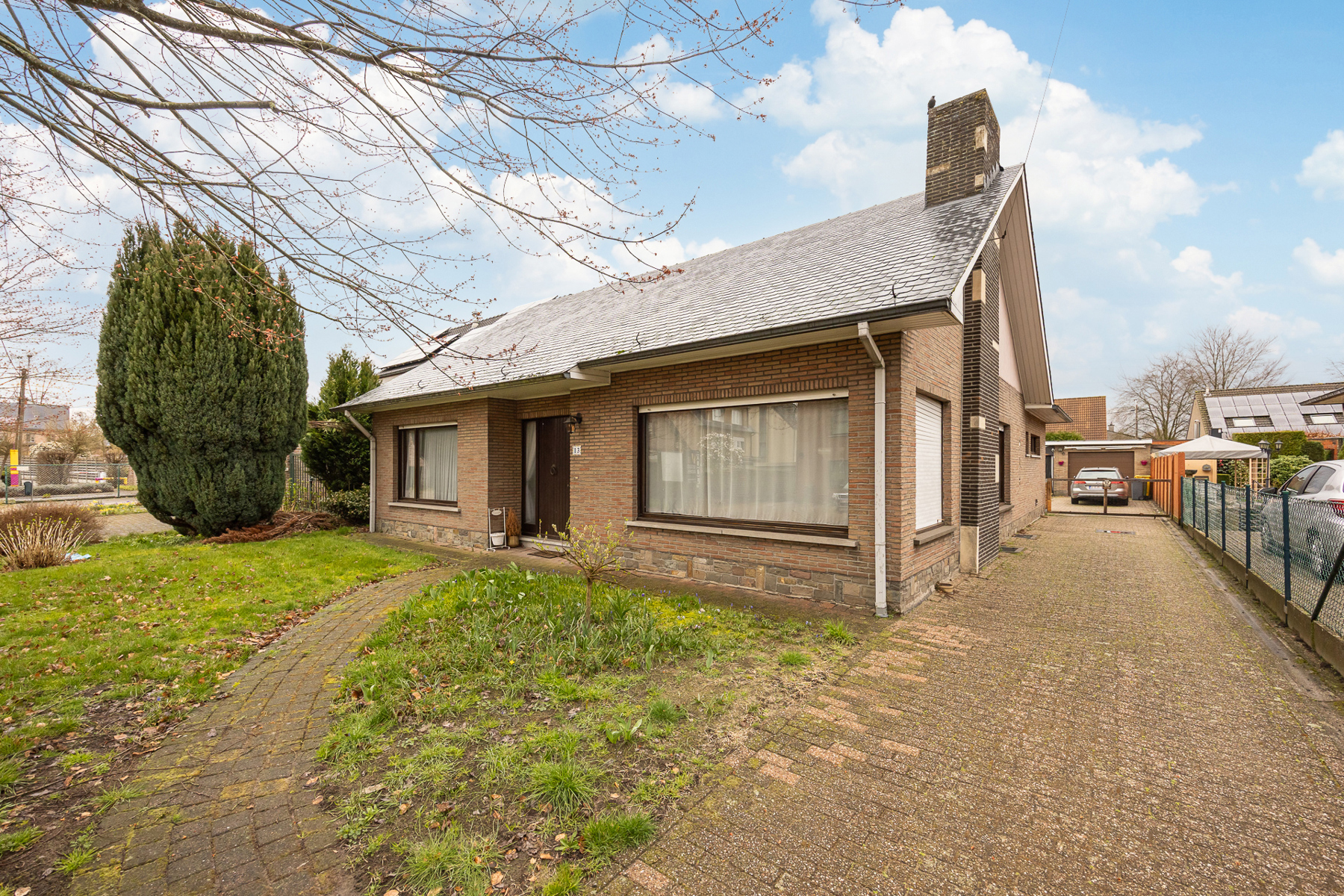 Rustig gelegen laagbouwwoning met ruime tuin - foto 2