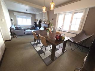 Bent u op zoek naar een leuke woning gelegen te Beerzel (Putte) met nabijheid van R6 en E19, gunstige verbinding richting Mechelen, Lier...