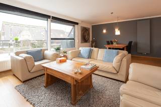 Beautiful apartment (107m²) with 3 bedrooms and large terraces located on the 3rd floor of the Halletorre residence, very centrally located...