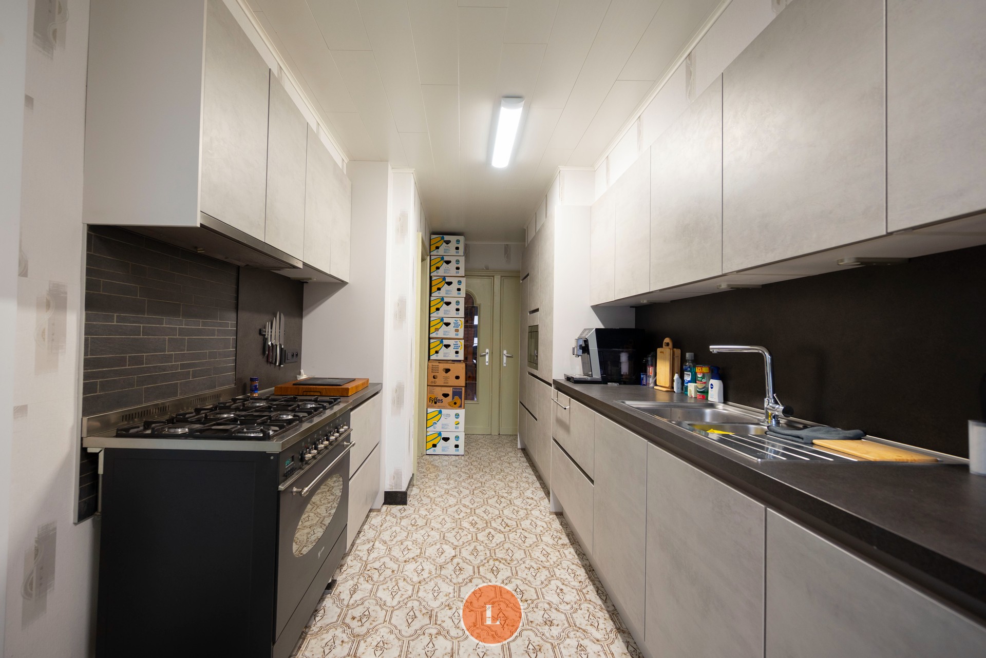 Goed onderhouden halfopen woning met stadstuin - foto 4