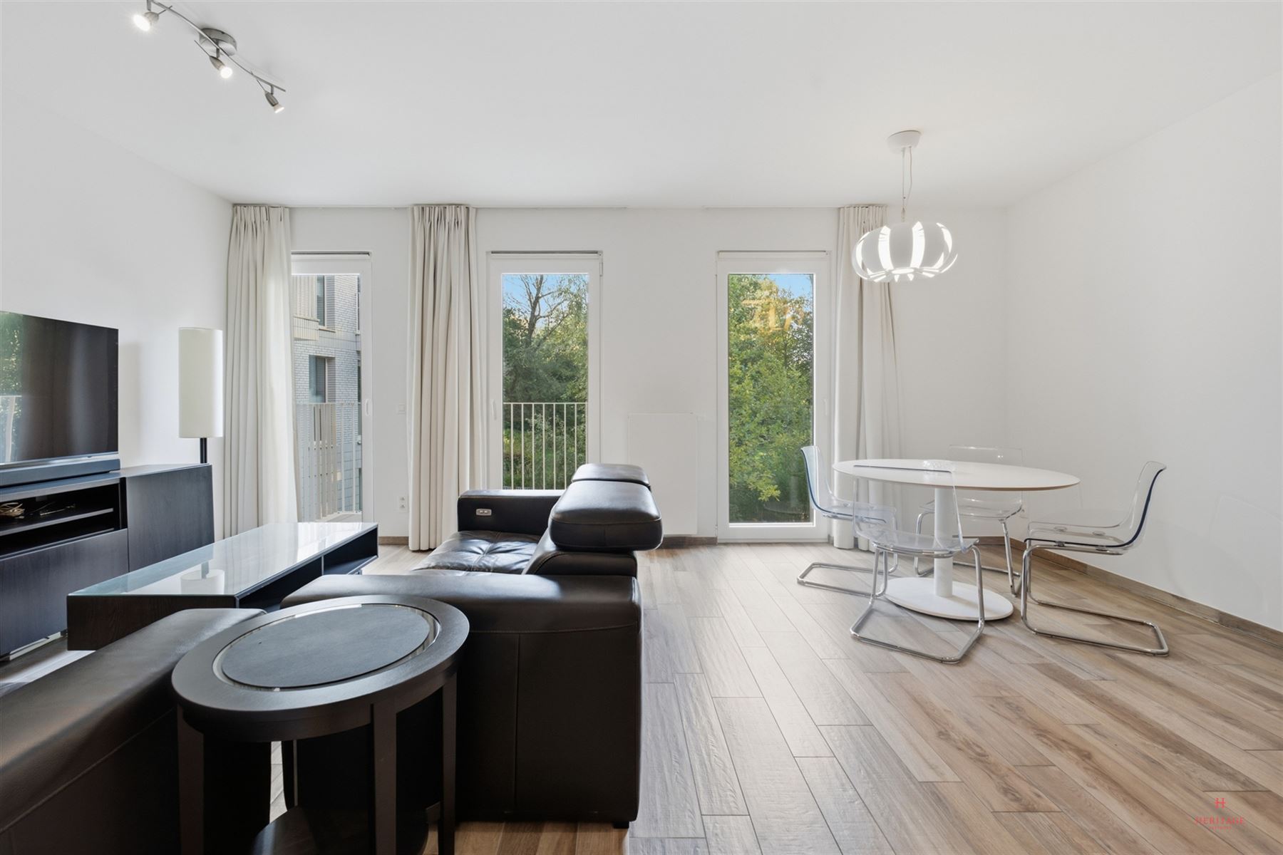Modern 2-slaapkamerappartement met autostaanplaats in Gent - foto 1
