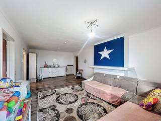 Layout:- Entrance hall- Spacious living room- Kitchen with sink and new stove (2025) The kitchen is in need of innovation- Storage (adjacent to...