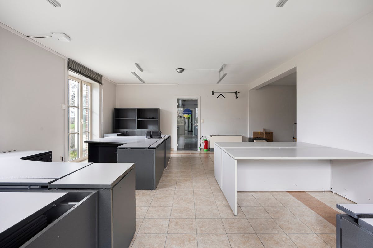 Bureau (372 m²) à vendre à Sint-Martens-Latem - photo 5