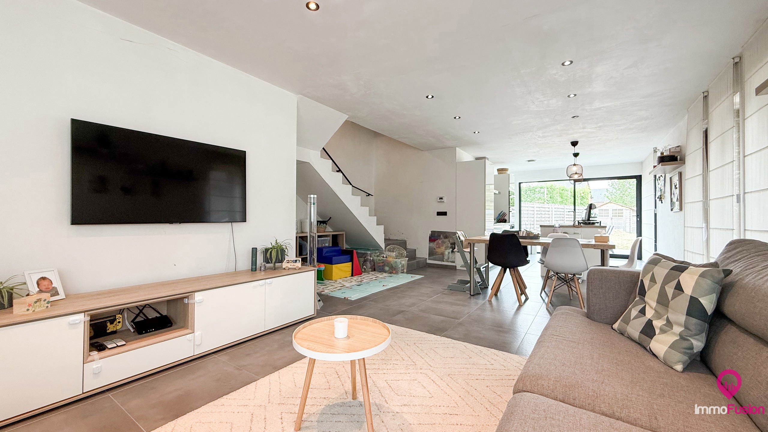 Moderne halfopen nieuwbouwwoning met 4 slaapkamers! - foto 3