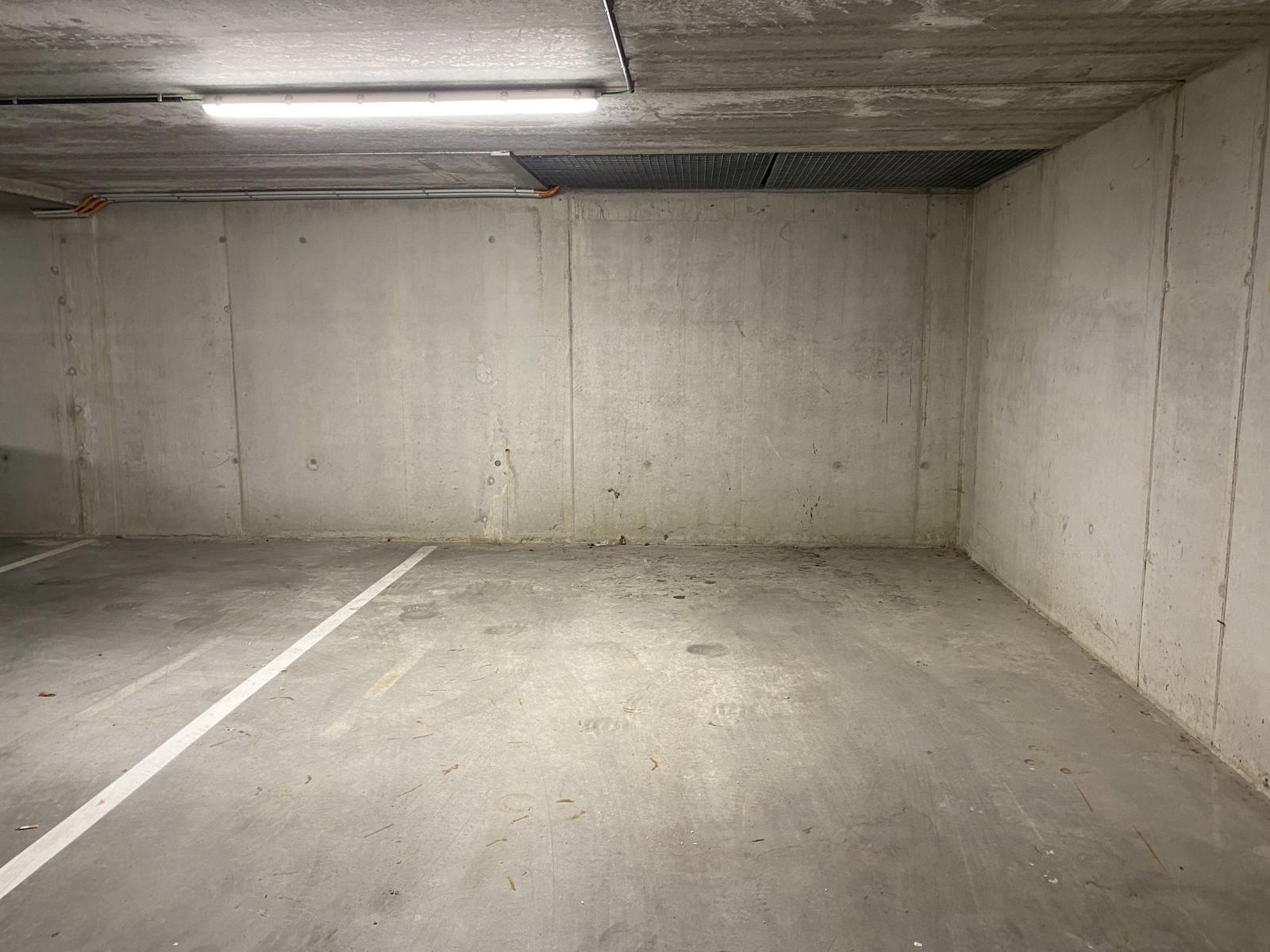 Garage for rent in Mol - photo 2