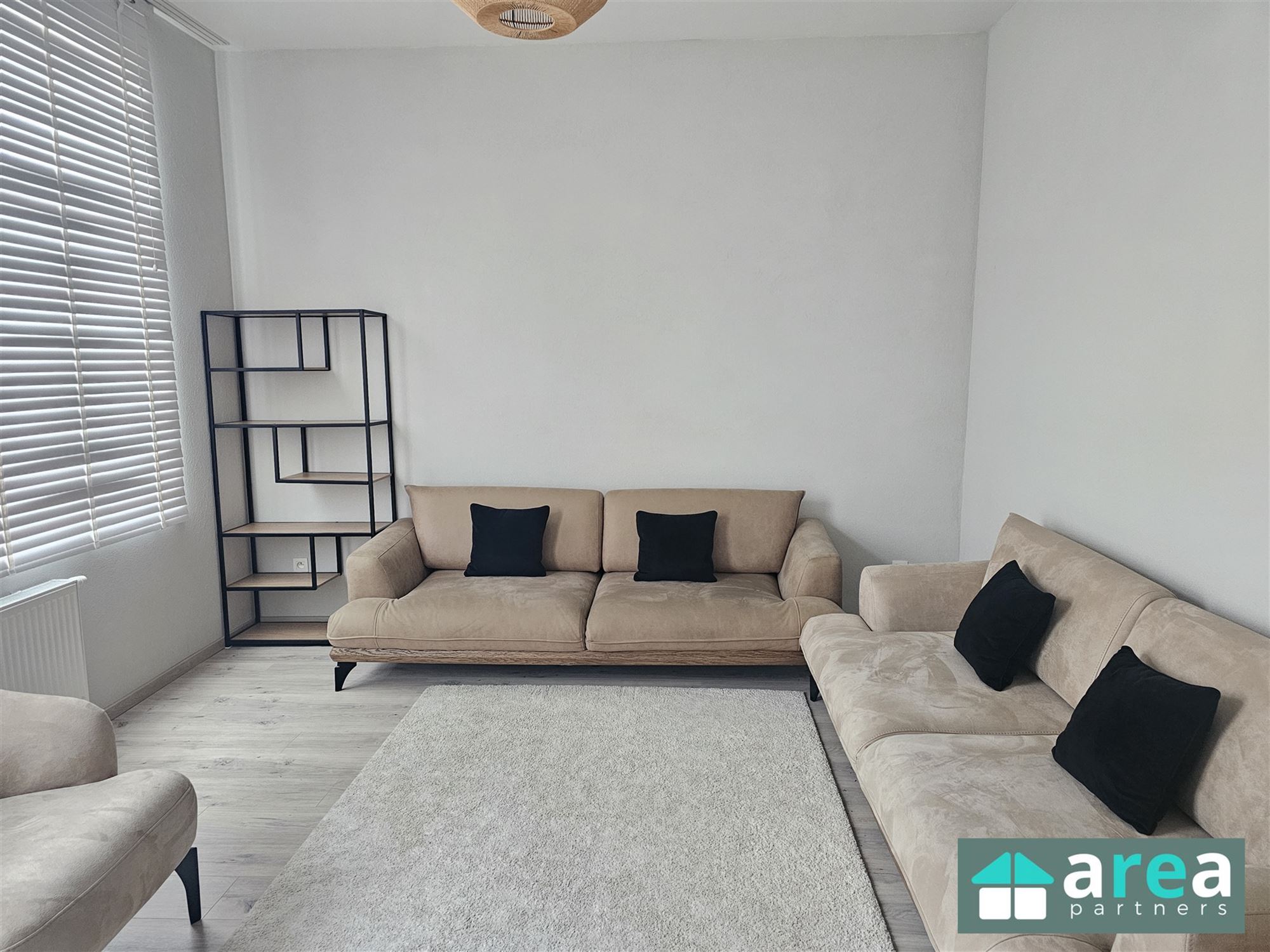 Gerenoveerde woning met 2slpk - foto 4