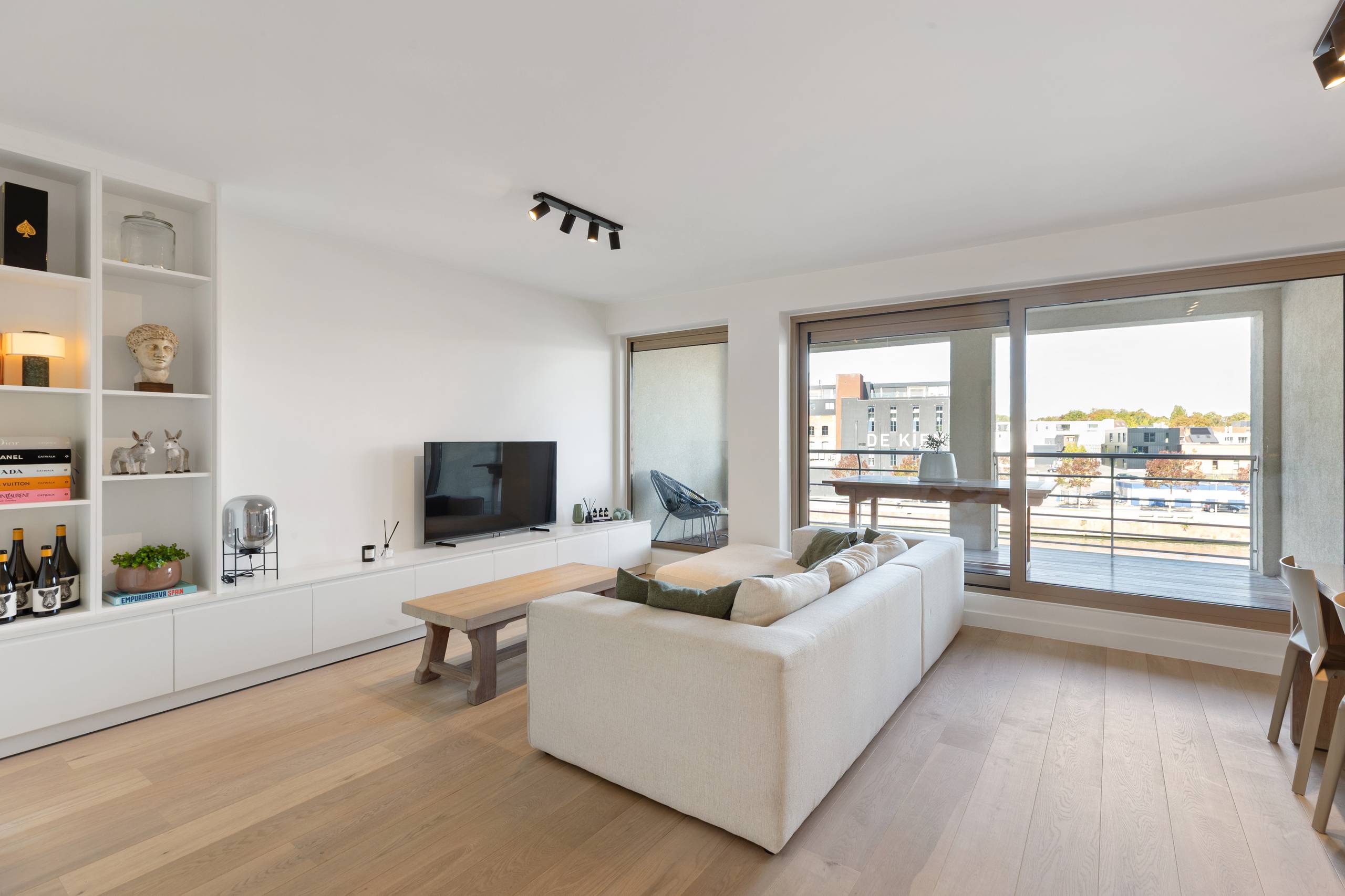 Appartement te huur in Kortrijk met 2 slaapkamers - foto 3