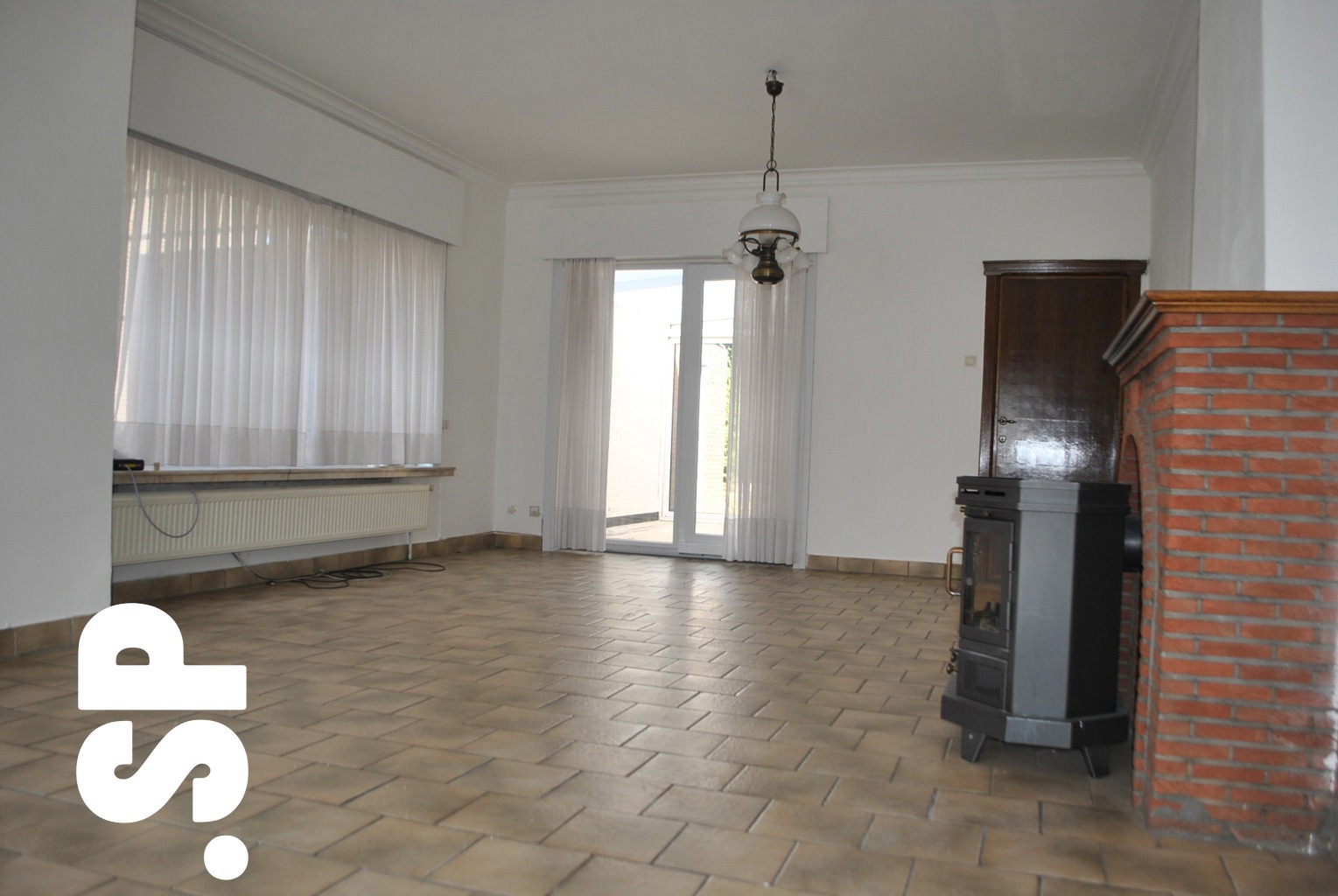Ruime woning met 3 slaapkamers en tuin op een rustige ligging in het centrum van Geel. - foto 4