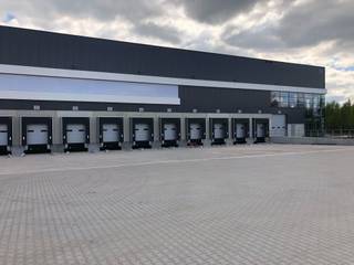 Commercial for rent in Boom