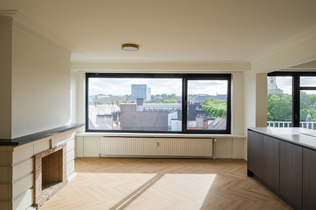 Eénslaapkamerappartement op de zevende verdieping met indrukwekkend uitzicht - foto 2