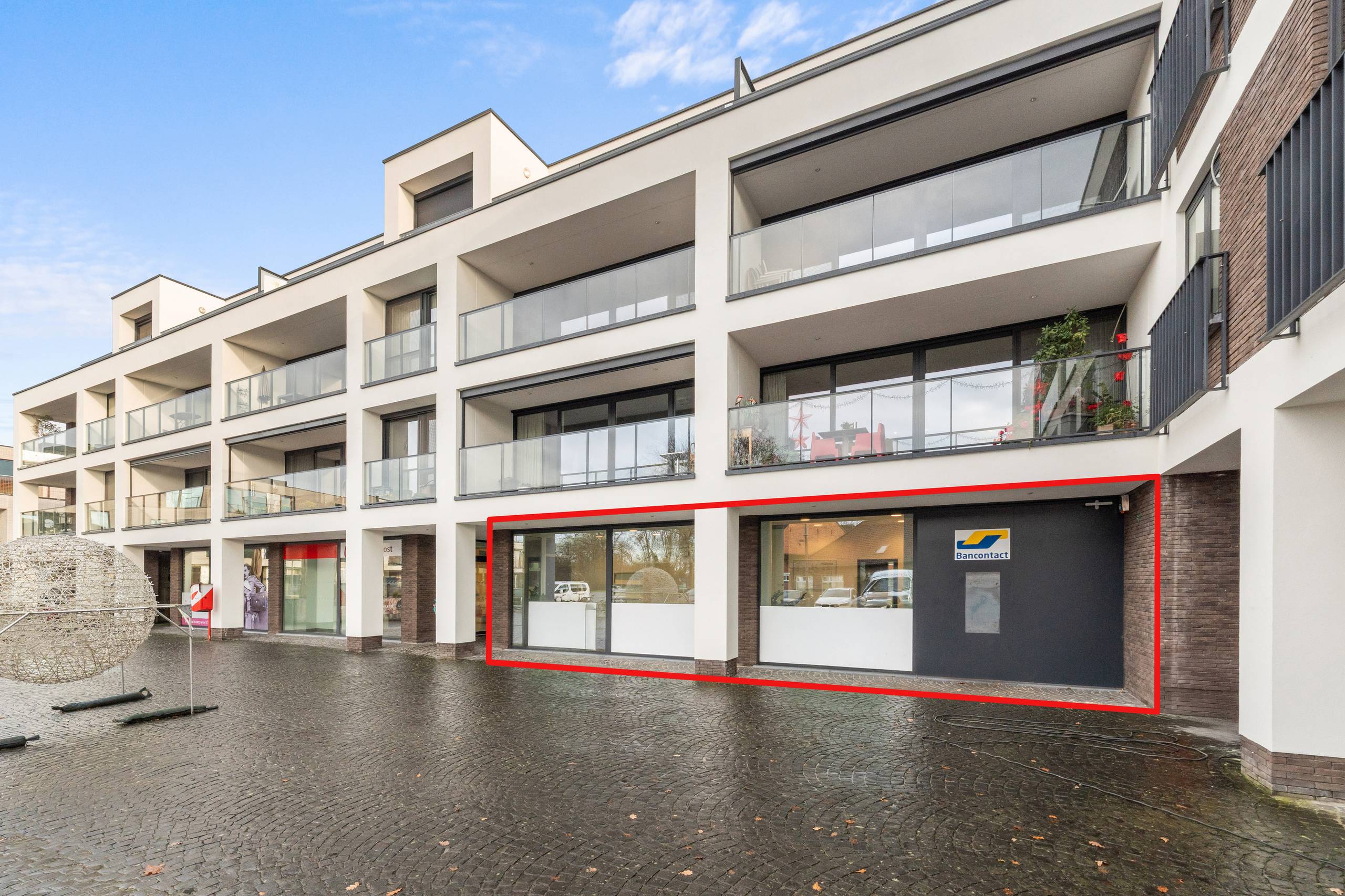 Handelsruimte met uitstekende ligging te huur in Vichte - foto 1