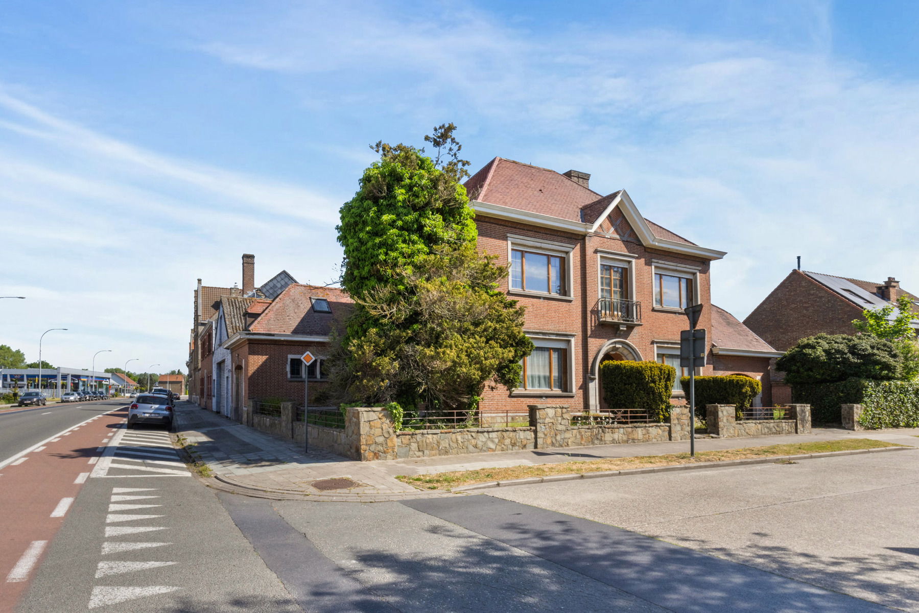 House for sale in Bruges with 4 bedrooms - photo 1