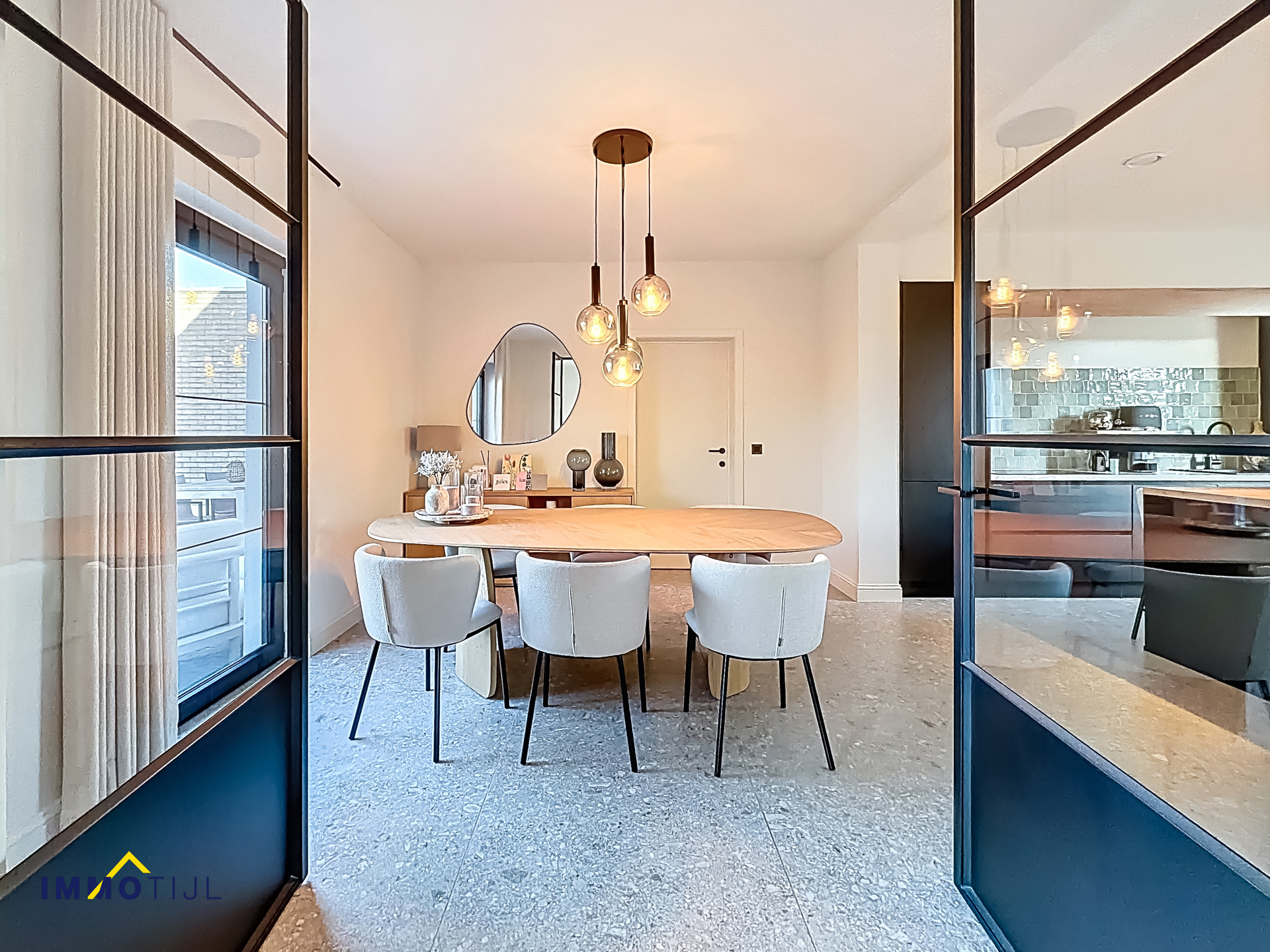 Prachtig vernieuwde woning in doodlopende straat! - foto 4