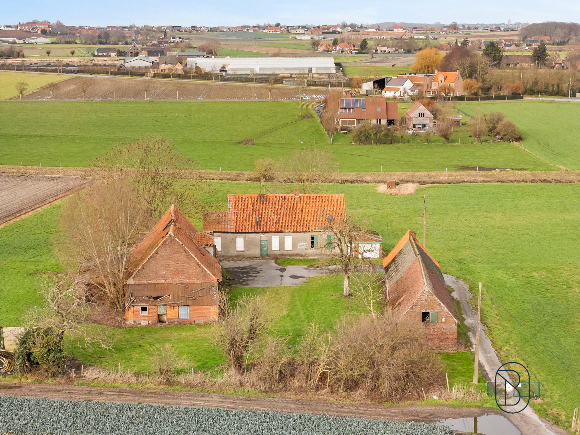 House for sale in Oostrozebeke with 4 bedrooms - photo 2