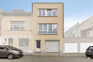 Op zoek naar een huis te koop in Vilvoorde? Ontdek deze prachtige bel-etage woning op een toplocatie! Met het centrum en alle faciliteiten...