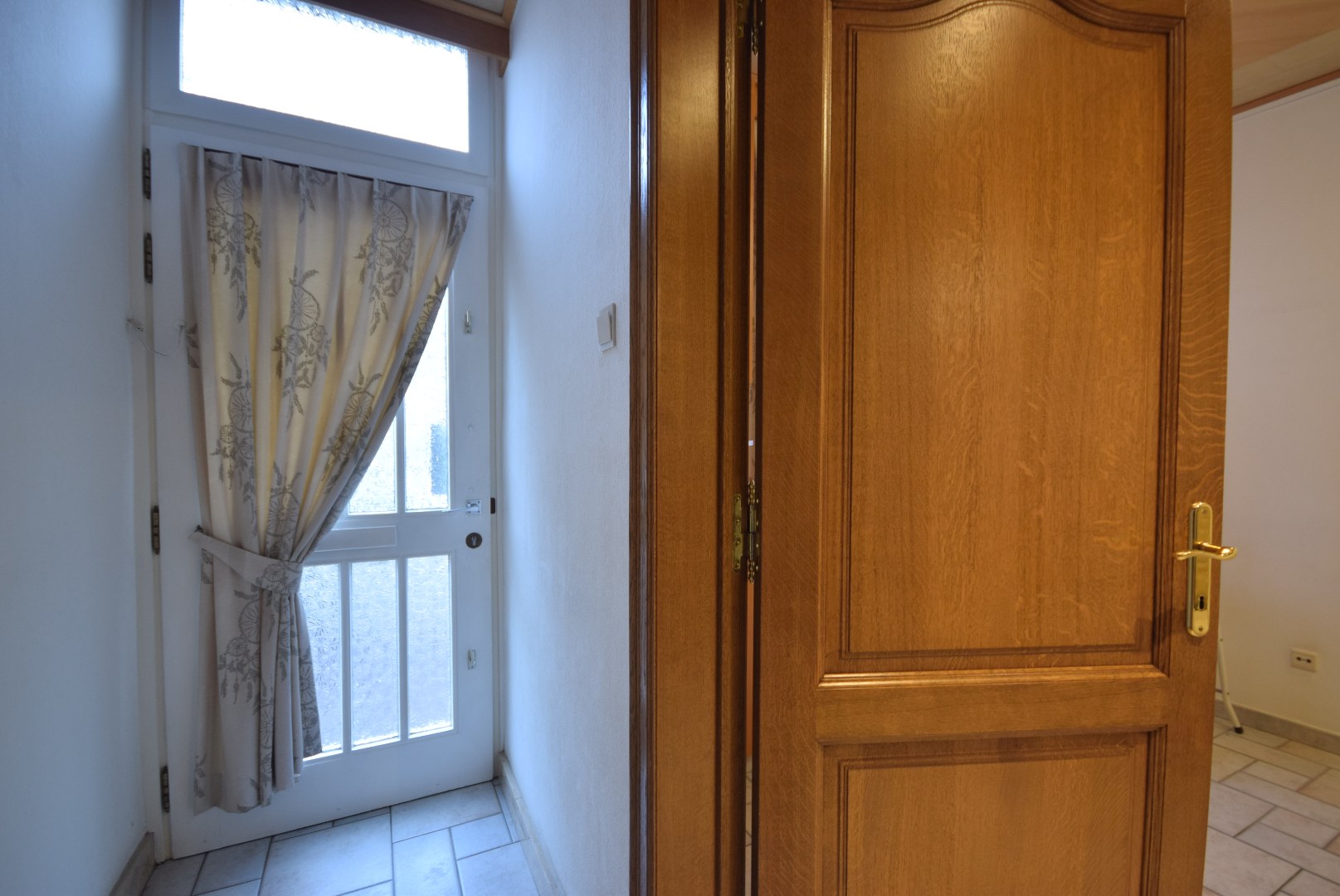 Verzorgde rijwoning in het centrum van Roeselare - foto 4