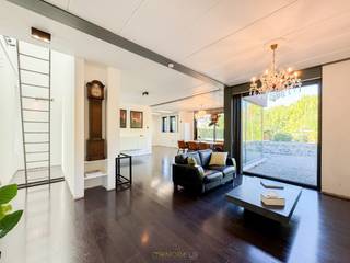 MODERNE OPEN BEBOUWING op een MOOI PERCEEL van ca. 1.100 m², gelegen in een RUSTIGE VERKAVELING te Oudenaarde. Deze woning biedt een IDEALE BASIS...