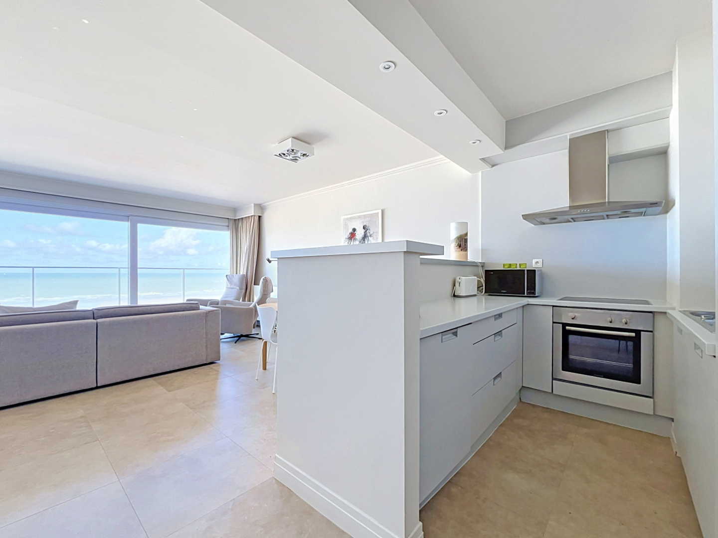 Appartement rénové avec une vue panoramique. - photo 5