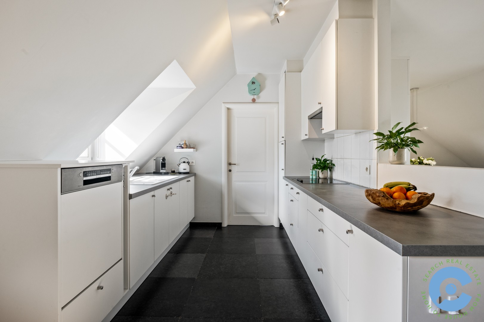 Ruim dakappartement met terras en autostaanplaats - foto 5