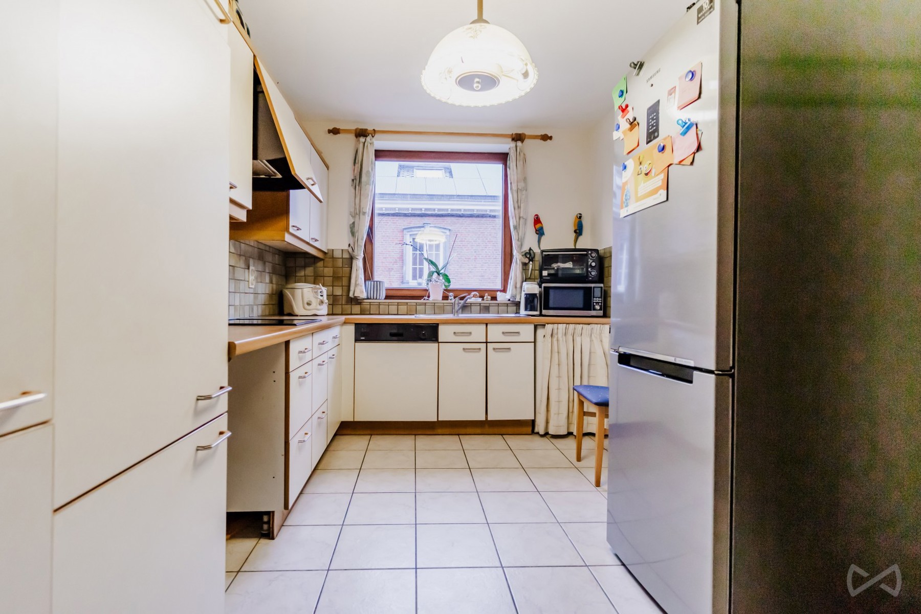 Licht appartement met 2 slaapkamers in het centrum - foto 5