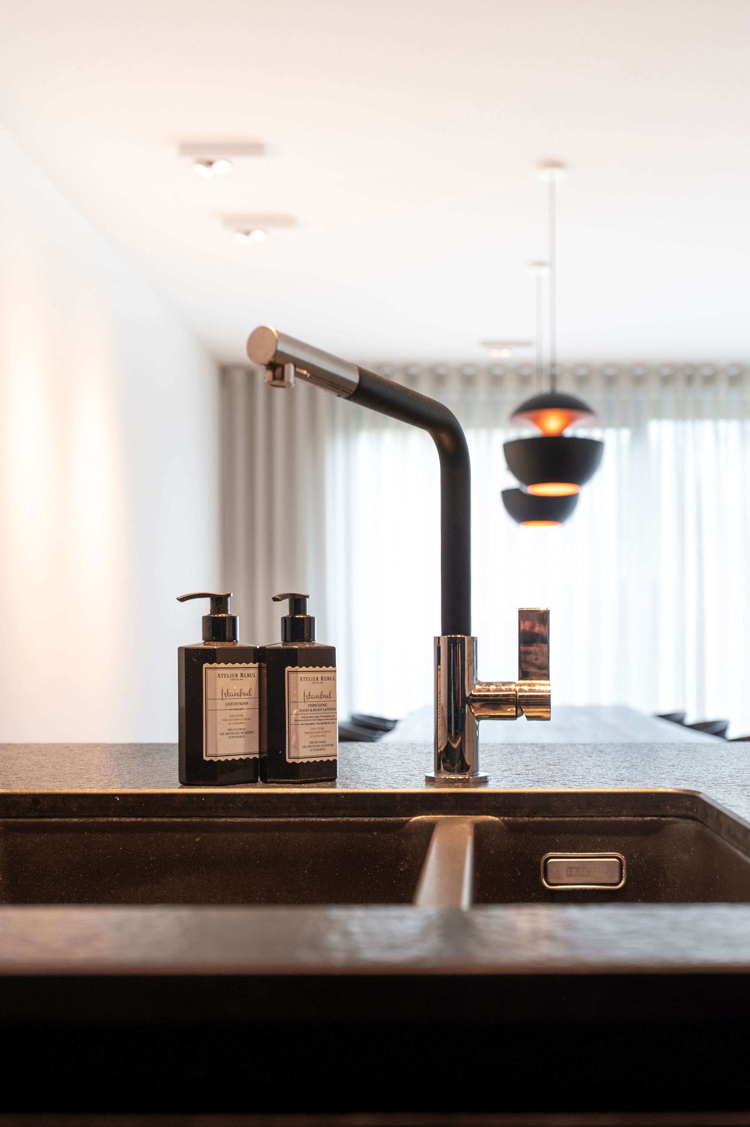 Stijlvol gelijkvloers appartement met zuidgerichte tuin en terras in Mariaburg - foto 4