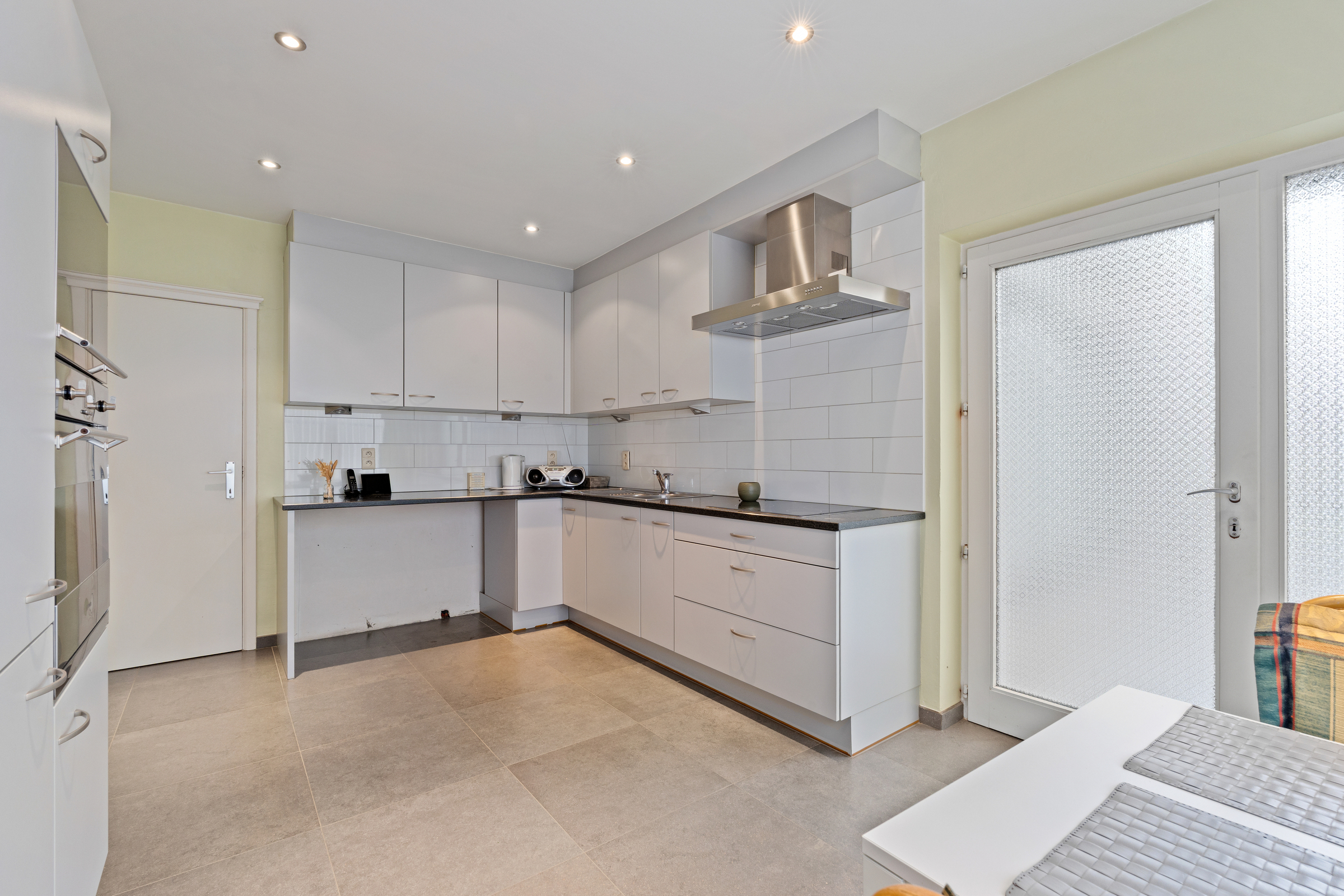 Woning met 5 slaapkamers,tuin en garage in Kruibeke - foto 5