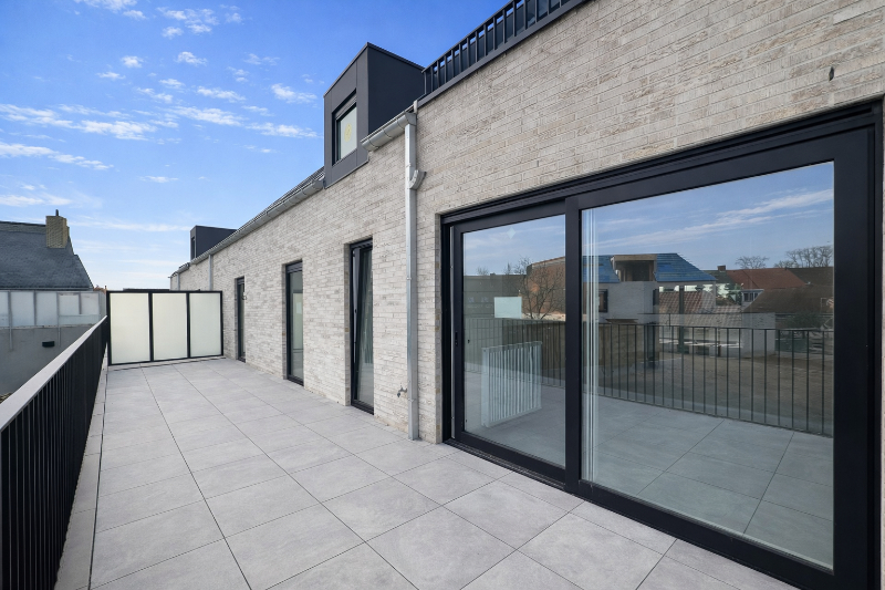 Appartement op eerste verdiep met groot leefterras. - foto 5