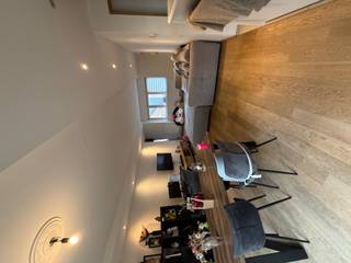 Te huur: verzorgd gesloten appartement in het centrum van Komen, gelegen aan de Waastenstraat. Dit appartement biedt een comfortabele indeling en een...