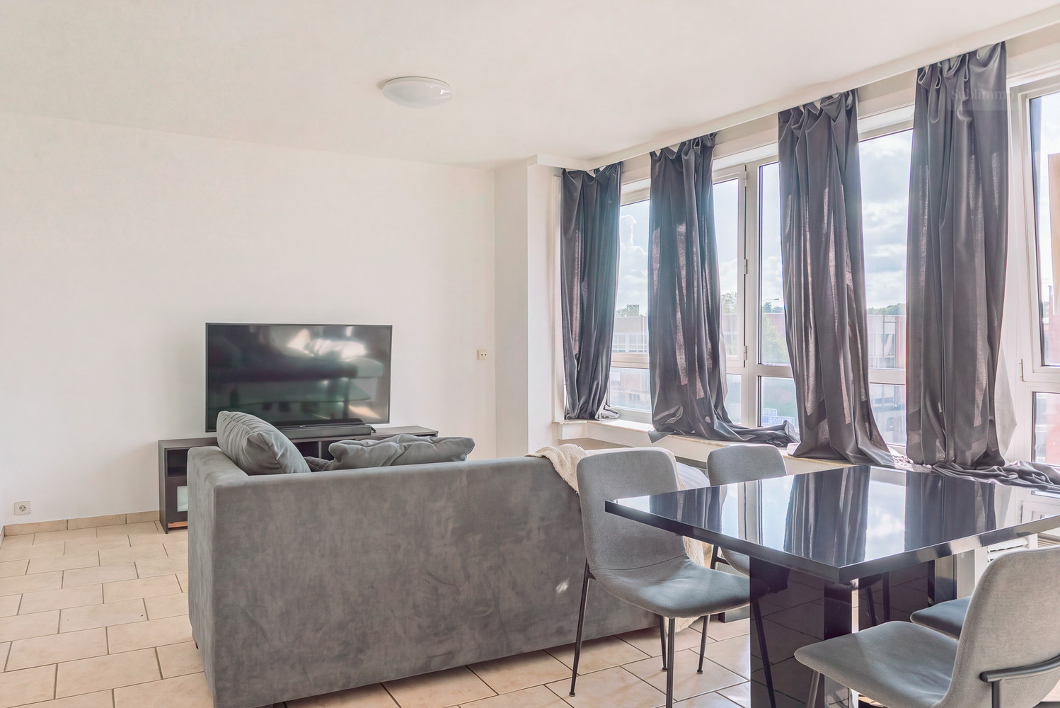 Ruim en instapklaar appartement met 2 slaapkamers, garage en centrale ligging in Tessenderlo - foto 5