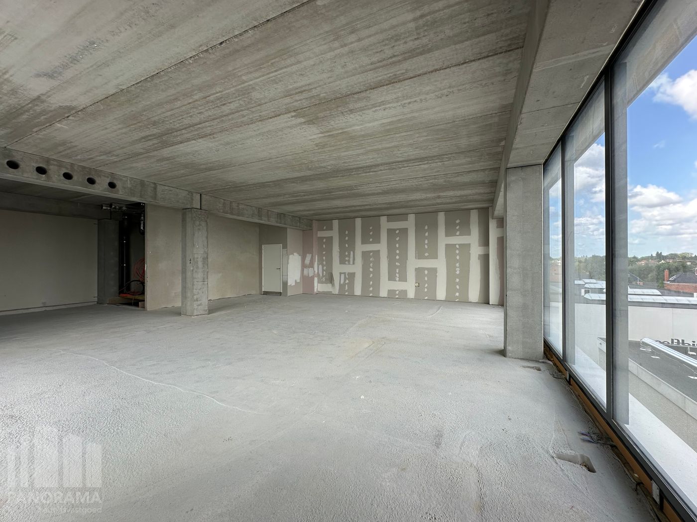 142 m² nieuwbouw kantoor te koop In Zwevegem - photo 5