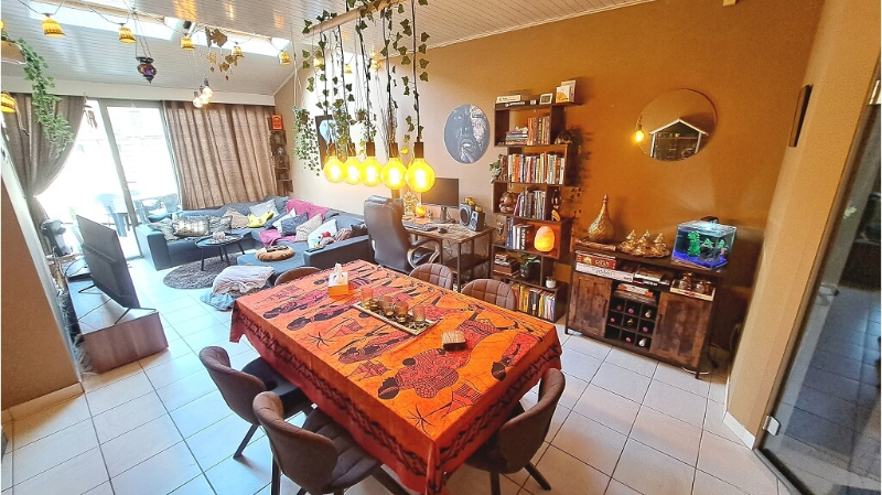 Comfortabele 2-slaapkamerwoning met Terras en Tuintje te koop in Brugge - foto 1